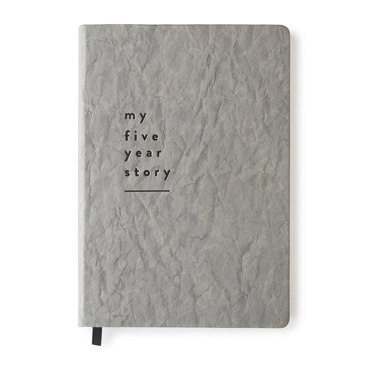 A five year journal for writing a diary and reflecting over the years by Mal Paper. 